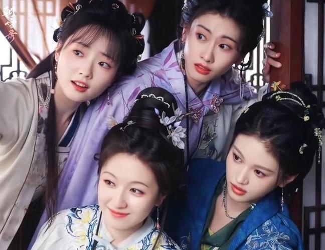 《朝雪录》8位妈妈辈半老徐娘风韵犹存，年轻时超美，不输李兰迪