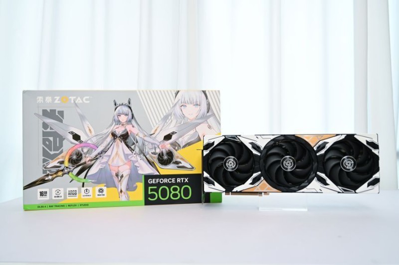 这才是真·非公旗舰！索泰RTX 5080天启OC显卡评测