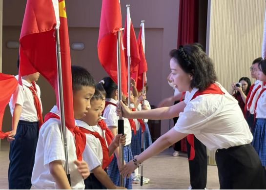 强党建·亮品牌·育新人--汕头金中南滨学校“浩然党建”引领学校高质量发展