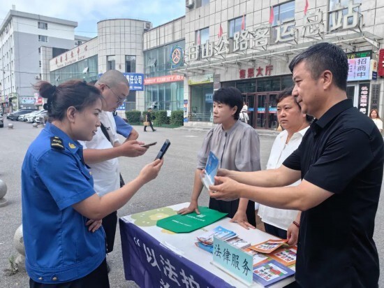 法律护航新业态，共筑权益保障网