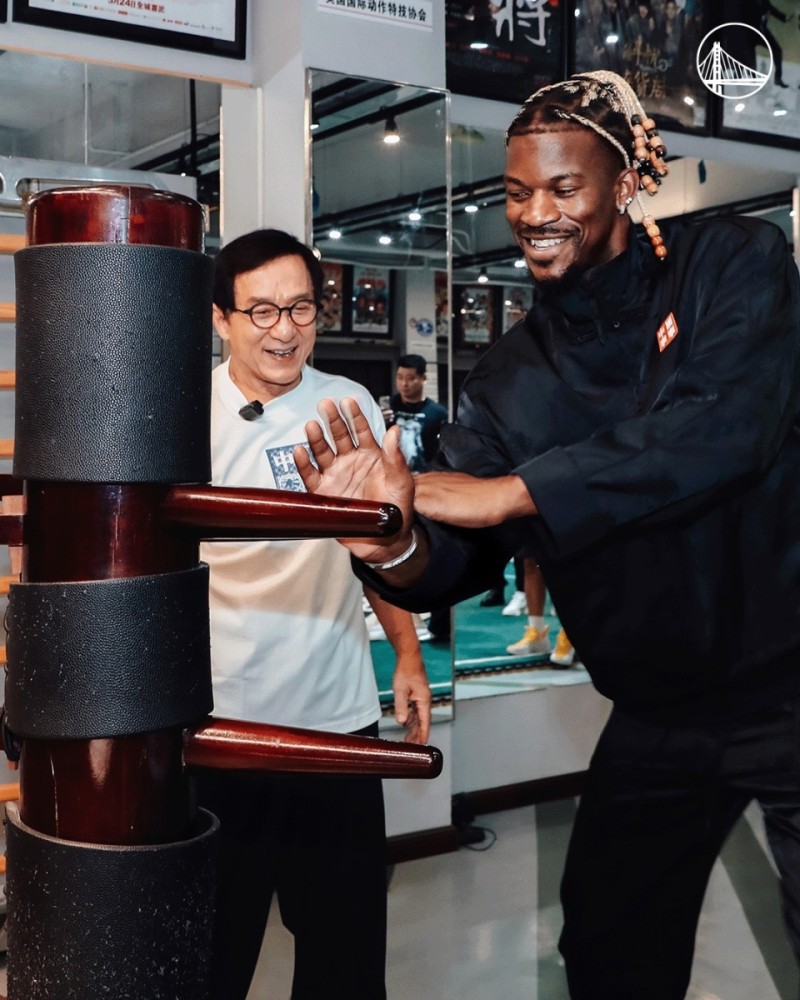 NBA众星习武：巴特勒向成龙学习功夫 哈登学咏春文班苦练少林武术