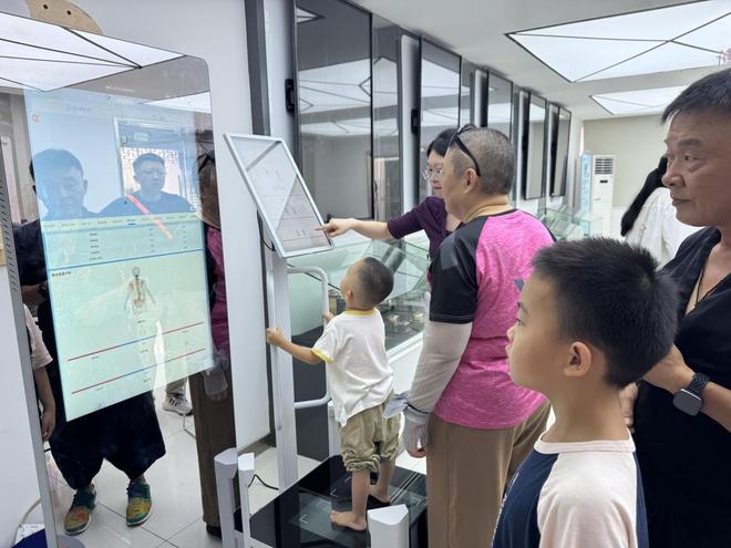 “巾帼护脊·关爱未来”：观前社区为青少年健康未来筑牢根基